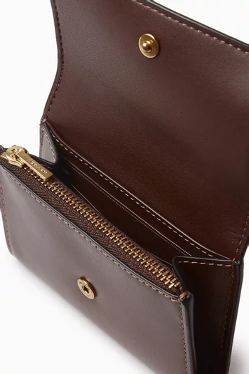 Essential Flap Card Case in Leather