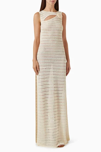 فستان مزين بوردة كروشيه