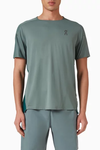 تي شيرت بيرفورمانس