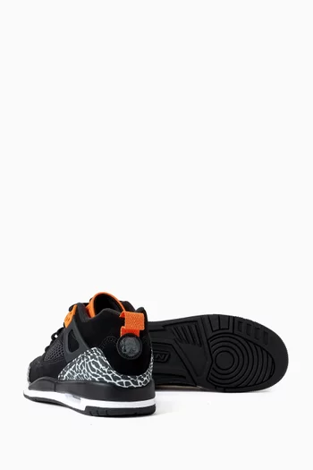 سنيكرز جوردان سبيزيك أسفل الكاحل