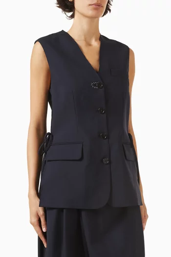 فيست بقصة ضيقة