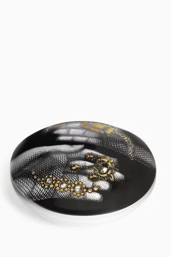 Hand with Jewellery Round Box in Porcelain