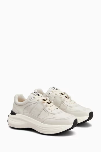 Sneakers in Leather