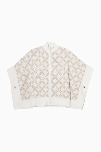 كاب بشعار الماركة 