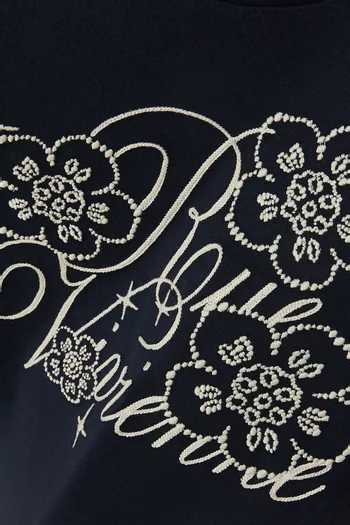 تي شيرت مطرز بشعار الماركة قطن