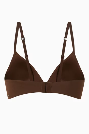 حمالة صدر للتي شيرت فورم بتصميم بدون سلك سفلي