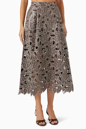 تنورة ستاسي مزينة بدانتيل جلد نباتي