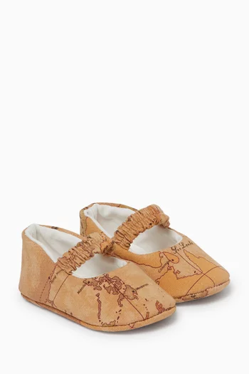 Printed Little Shoes in Fabric