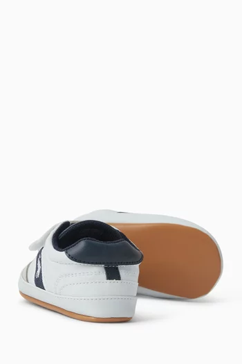 سنيكرز هيرتج كورت III جلد صناعي للأطفال الرضع