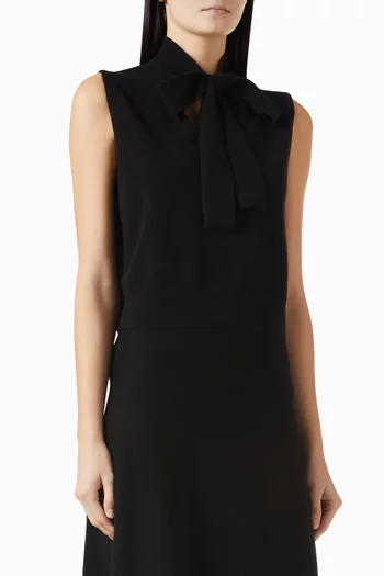 بلوزة برباط على الرقبة كشمير