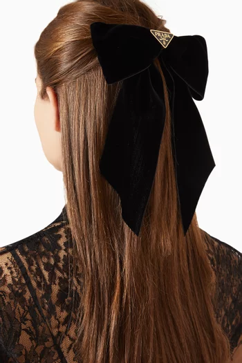 Bow Hairclip in Velvet