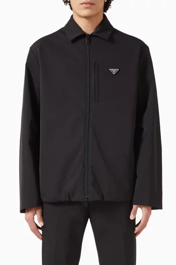 قميص بأزرار