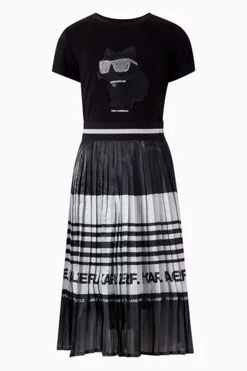 تنورة مخططة متوسطة الطول بطيات