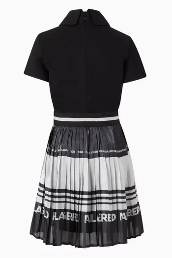 فستان بطيات مخطط