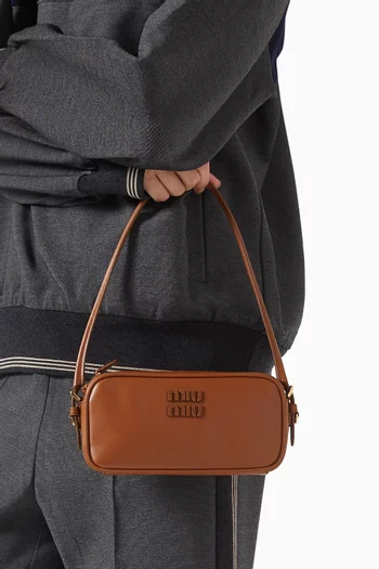 Logo Pouch Purse in Leather