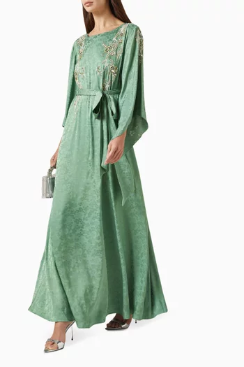 قفطان بحزام مطرز بالخرز