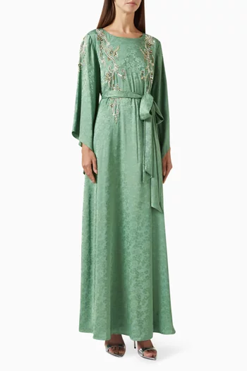 قفطان بحزام مطرز بالخرز