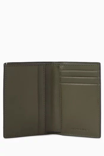 Hudson Folio Card Case in Pebbled Leather