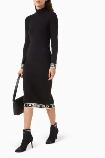 فستان متوسط الطول بشعار الماركة منسوج من مزيج قطن