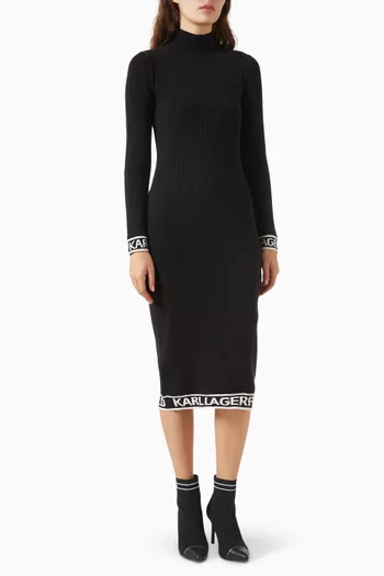 فستان متوسط الطول بشعار الماركة منسوج من مزيج قطن