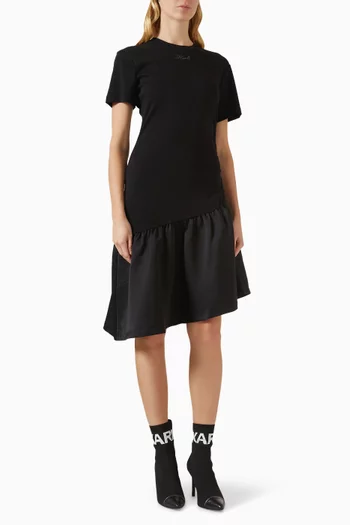 فستان بنمط تي شيرت بكشكش