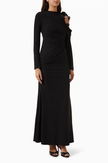 فستان سهرة بقصة حورية البحر وتطريزات