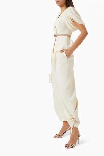 بنطال بقصة واسعة