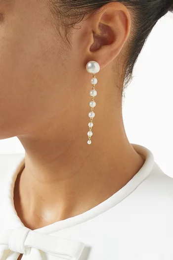 أقراط لومورا متدلية مرصعة بلؤلؤ فضة إسترلينية مطلية ذهب عيار 18