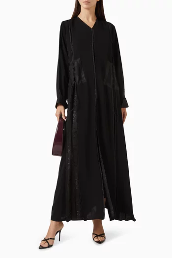 Tie-up Panel Abaya in Crepe