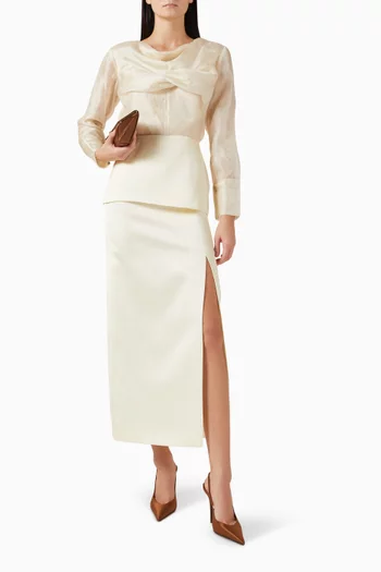 بلوزة سيلين بعقدة ملفوفة