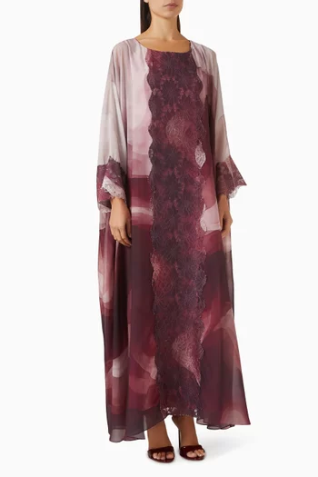 قفطان بنقشة مموجة وتطريزات دانتيل