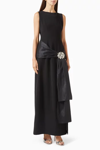 Sleeveless column cut with a high bateau neckline with a gathered satin waistband and hand embroidered crystal brooch.:BLK:L|218780188