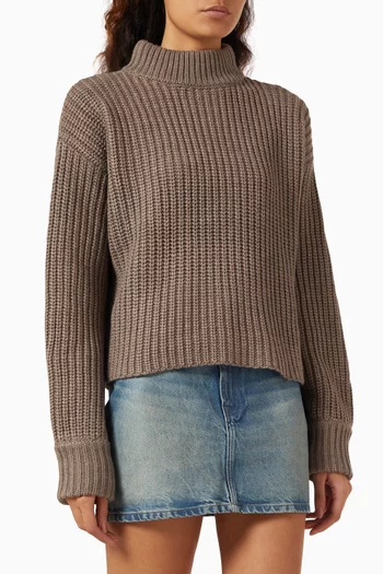 سترة بقصة فضفاضة وياقة عالية نسيج سميك