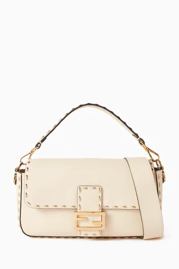 Baguette Bag in Leather