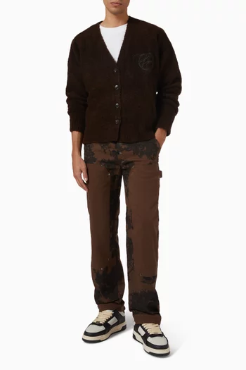 كارديغان بأزرار وشعار الماركة