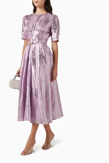 فستان متوسط الطول بحزام