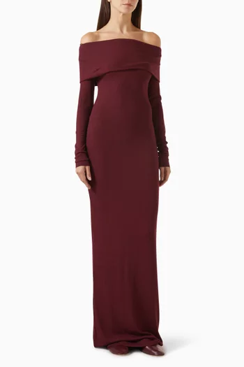 فستان طويل بأكتاف مكشوفة قماش ناعم ومضلع