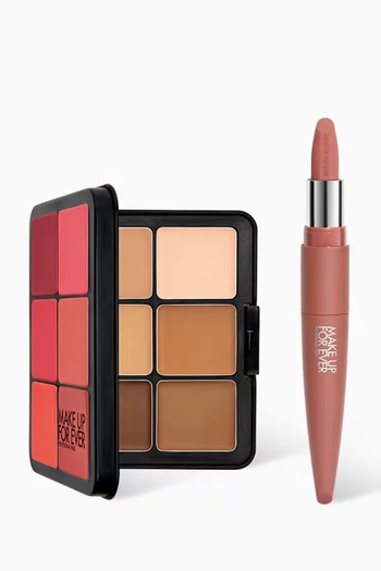 مجموعة مستحضرات أساسية للوجه والشفاه