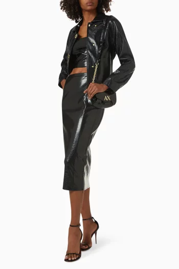 بلوزة قصيرة جلد