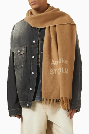 وشاح بشعار الماركة من الجاكار صوف