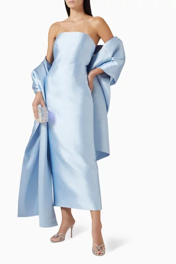 فستان ريني بشال وحافة فوق الكاحل