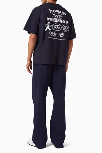 تي شيرت بطبعة Honor Workshop قطن