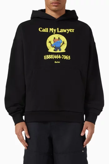 كنزة بغطاء رأس وطبعة وجه مبتسم وعبارة Call My Lawyer قطن