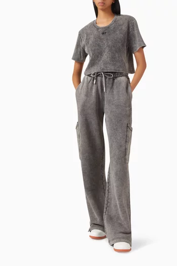 تي شيرت قصير مطرز بشعار الماركة قطن