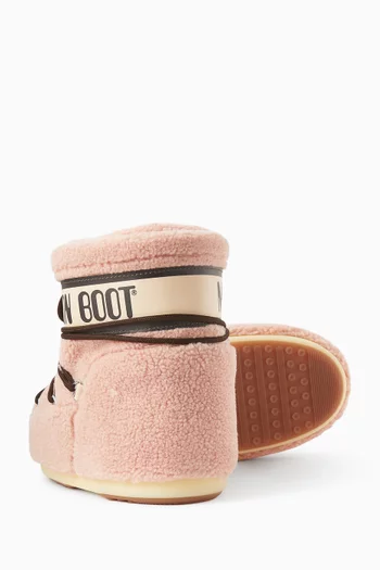 بوت ايكون أسفل الكاحل بأربطة صوف