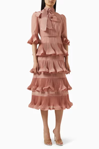 فستان متوسط الطول بأكمام بطيّات