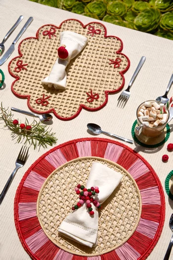 حلقة مناديل بعقدة خرز