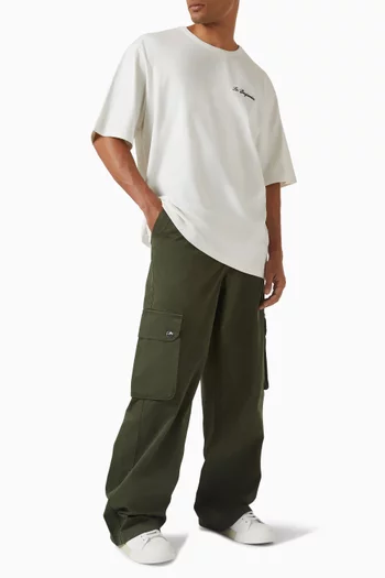 بنطال 406 بتصميم عملي