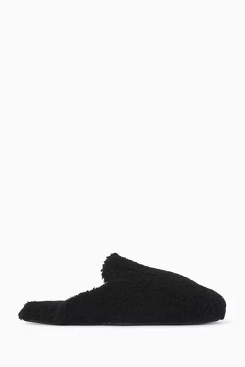 حذاء مفتوح فرو