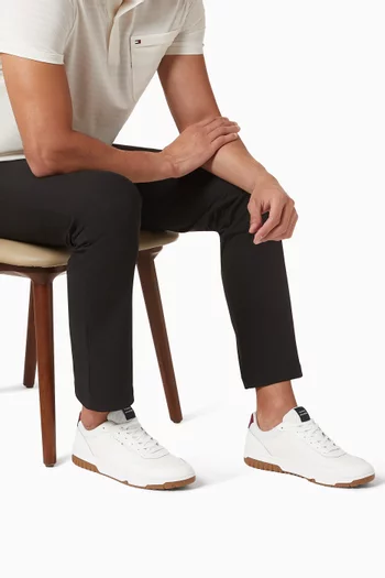 سنيكرز كرة سلة خفيف جلد